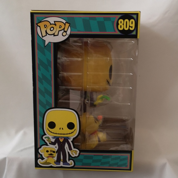 Brand New Disney Funko Pop 809 Jumbo Extra Large Jack Skellington & Zero *glows* - Picture 8 of 8